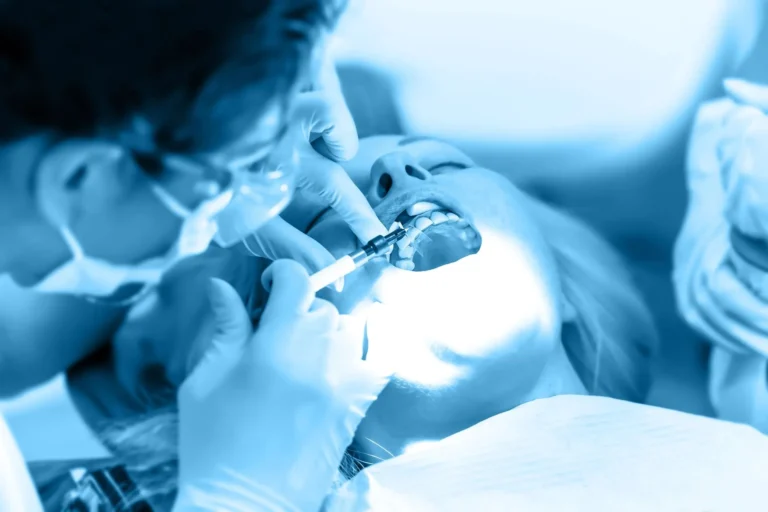 Togliere un dente del giudizio